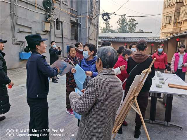 仁和公安分局春节期间开展诚信宣传活动